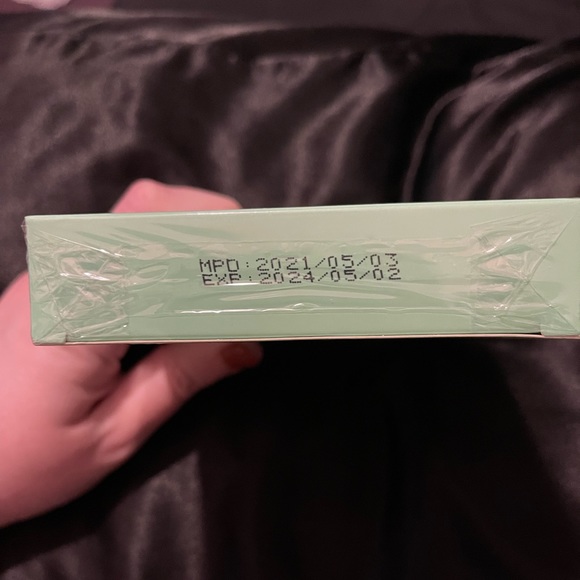 🖤 Pick Any 3/$30 Sale Give Them LaLa Sheet Masks - Picture 4 of 4